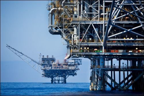Česká společnost přátel Izraele 22592-presscdn.pagely.netdna-cdn.comTamar-gas-field-4f244ee9b119ba8d83e52c898b6104acd80f1c15 Syrian Cease-Fire Begins Near Israeli Border HonestReporting.com  